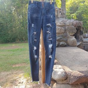 No Boundaries high rise sculpting skinny jeans